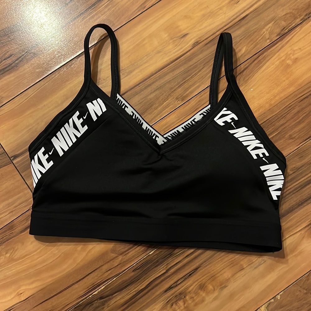 NIKE INDY LIGHT SUPPORT SPORT BRA - NWOT